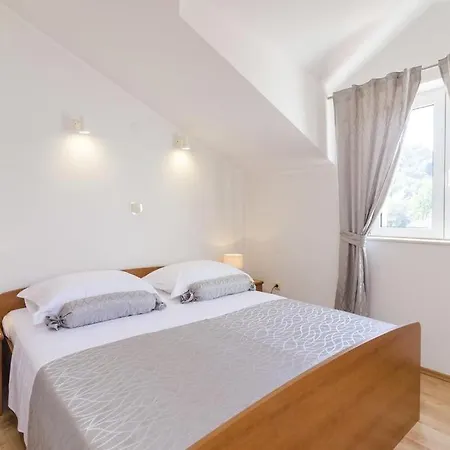 With A Swimming Pool Cove Saplunara, Mljet - 401 4* Maranovici