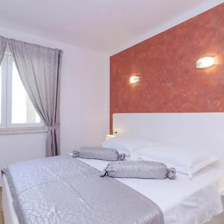 With A Swimming Pool Cove Saplunara, Mljet - 401 4*