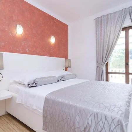 With A Swimming Pool Cove Saplunara, Mljet - 401 Guest house Maranovici