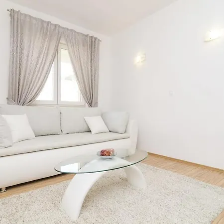 With A Swimming Pool Cove Saplunara, Mljet - 401